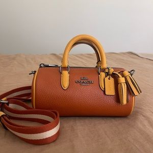 NWOT Coach Lacey Crossbody Bag in Signature Canvas (CB876) QB/ Sunset Multi